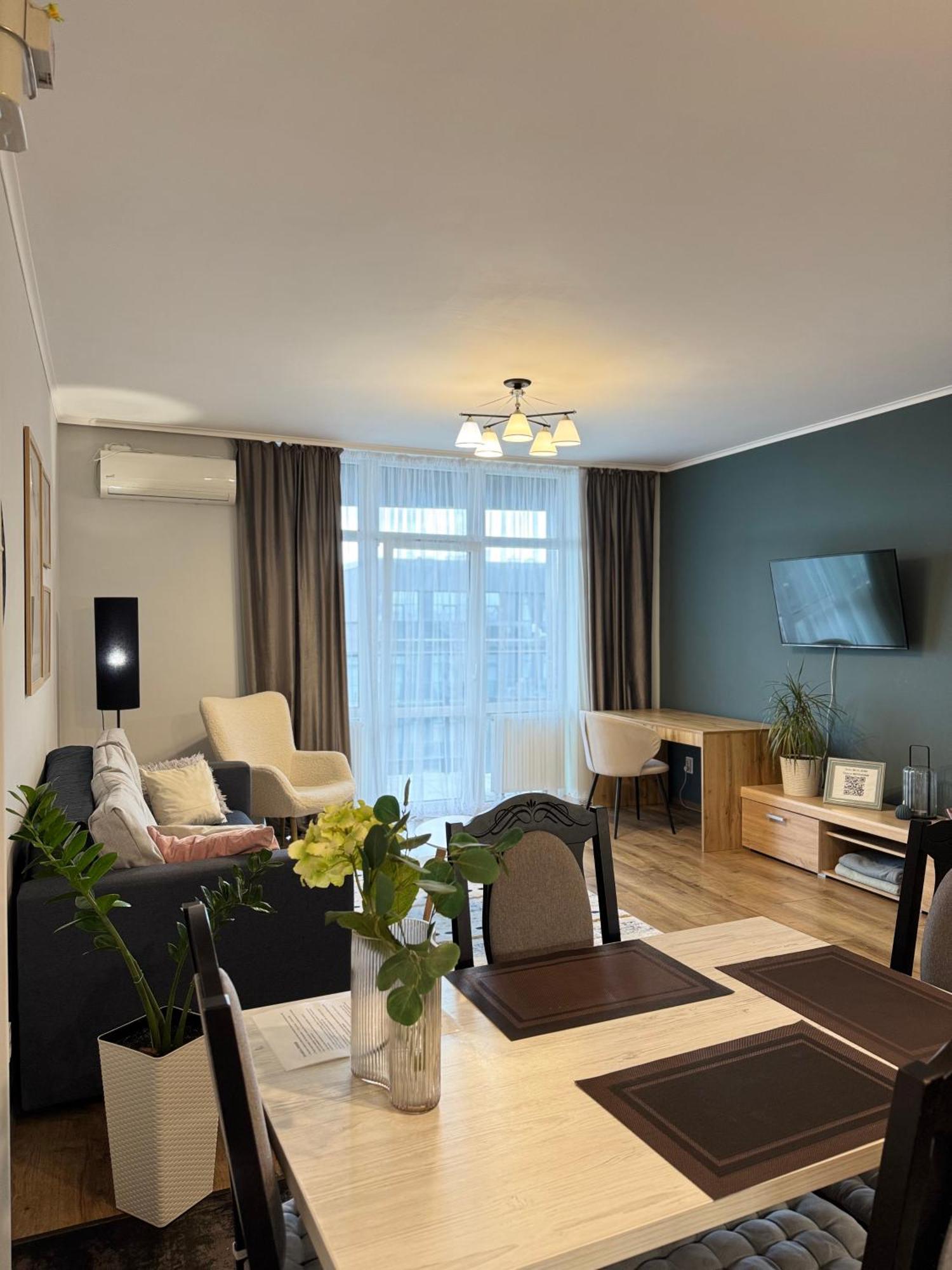 Vip Avalon City Lemberg Exterior foto