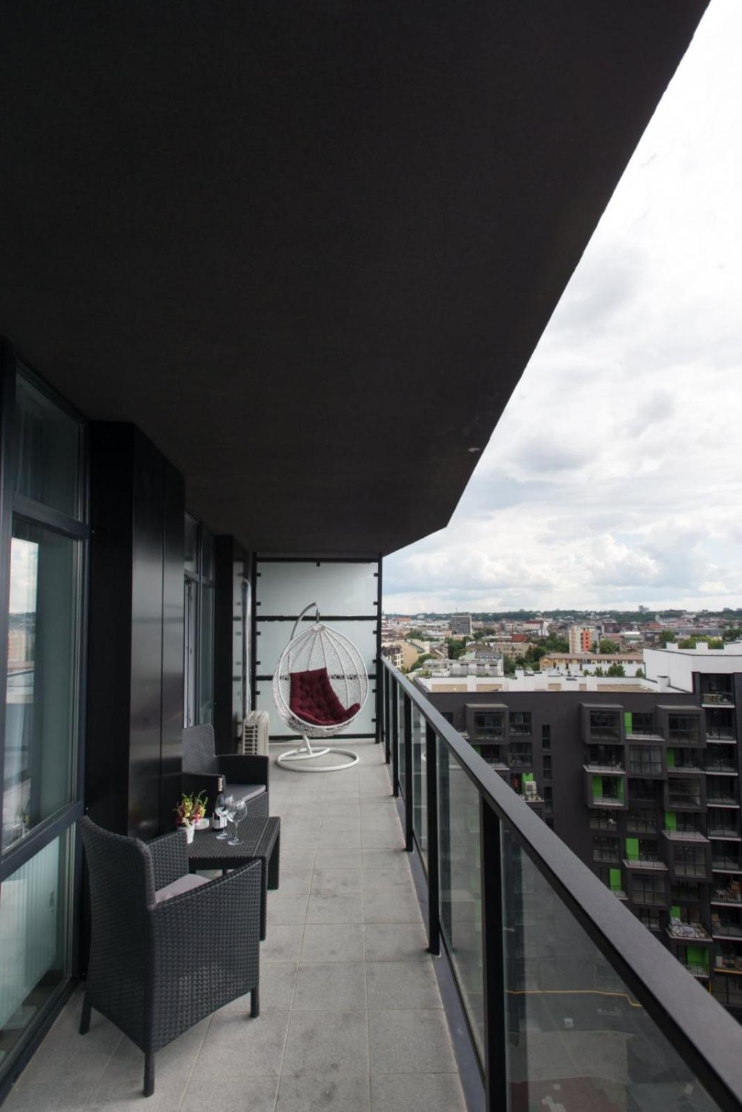 Vip Avalon City Lemberg Exterior foto